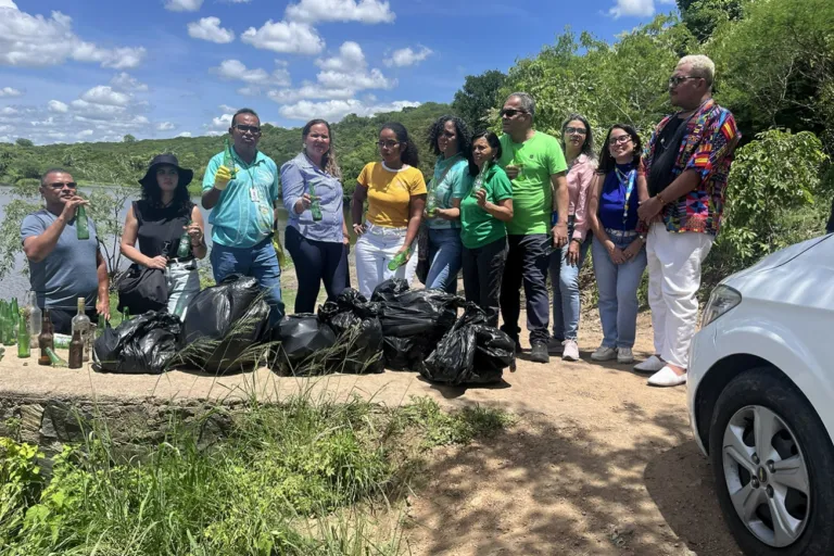 Semana da Água mobiliza escola Dr Colbert Martins da Silva, no distrito de Jaguara