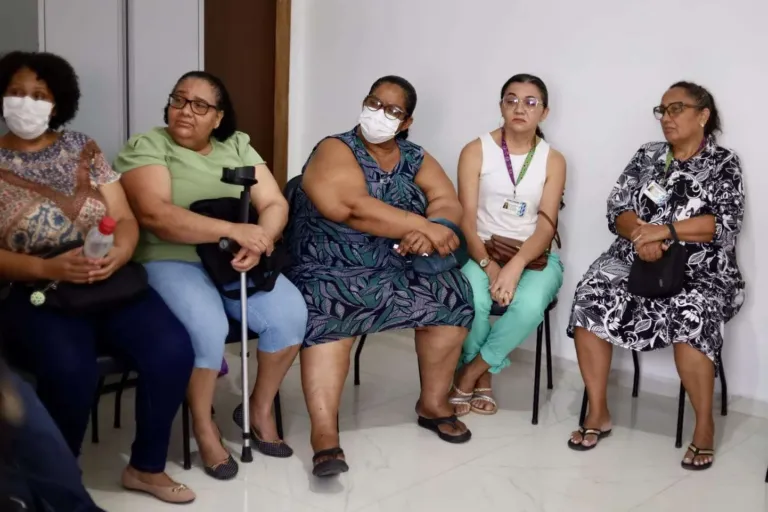 Sesau promove encontro por saúde mental e direitos de mulheres com fibromialgia em Juazeiro