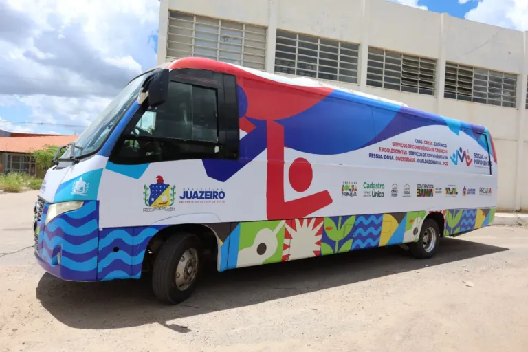 Prefeitura de Juazeiro lança programa Social em Movimento no Prefeitura Presente em Abóbora