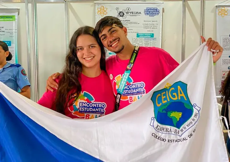 Estudantes do semiárido criam suplemento alimentar para gado a base de moringa