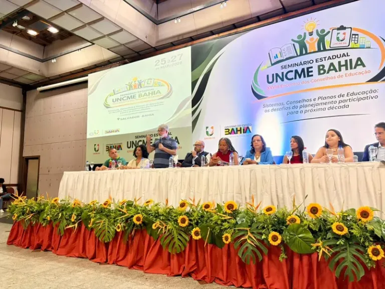 SEC debate planejamento decenal no Encontro dos Conselhos de Educação da Bahia