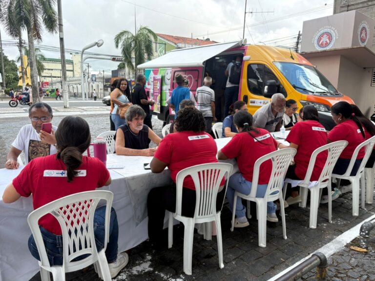 Dia D de vacinação mobiliza Feira de Santana e reforça importância da imunização contra a gripe