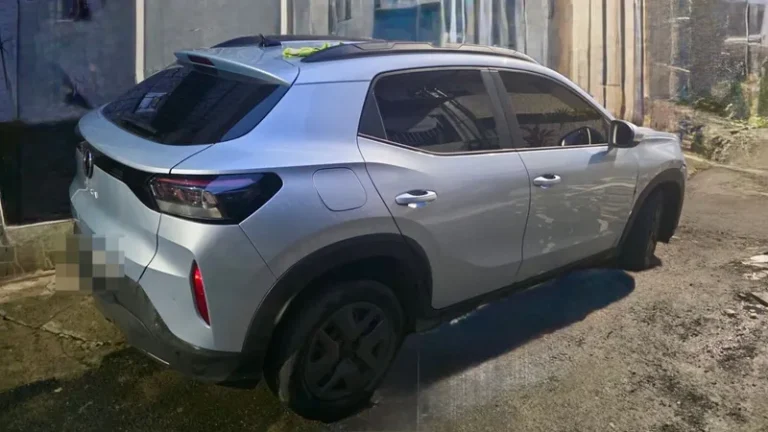 PM apreende carro com placa clonada em Lauro de Freitas