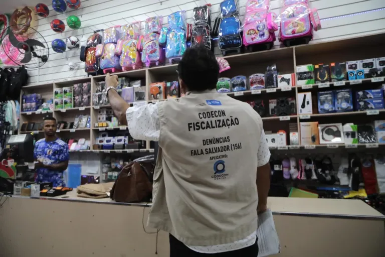 Codecon intensifica fiscalização no Mês do Consumidor e combate práticas abusivas em Salvador