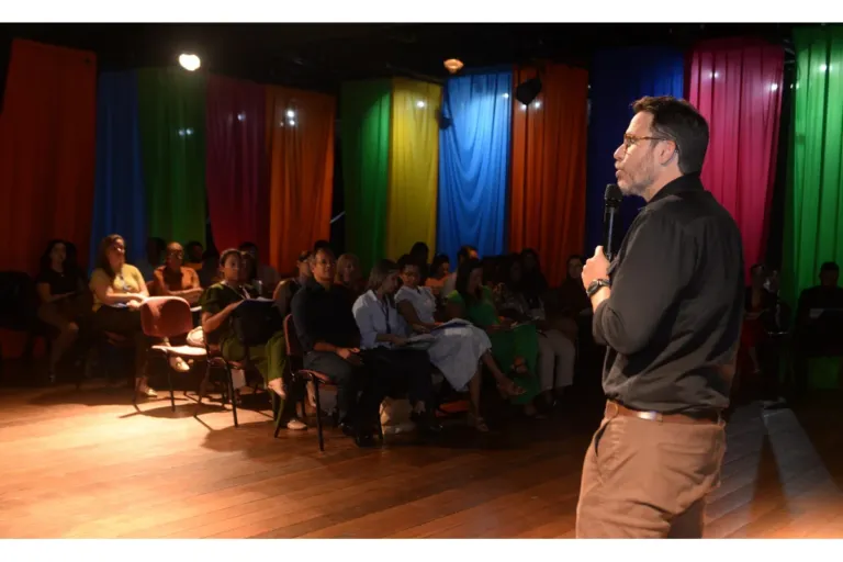 Salvador qualifica profissionais para prevenir osteoporose e melhorar a qualidade de vida de idosos