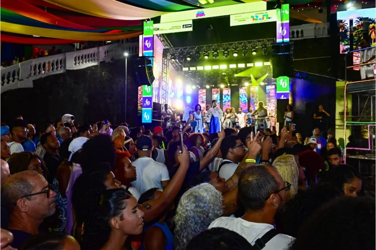 Movimento Boca de Brasa abre os 477 anos de Salvador com show gratuito de Larissa Luz