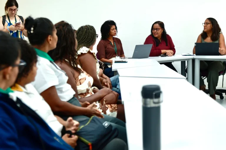 Roda de conversa aborda participação feminina no sistema de transporte público de Salvador