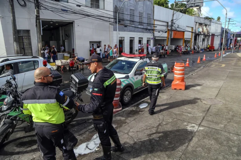 Semana Santa: Transalvador monta operação especial no Mercado do Peixe e na Feira de São Joaquim