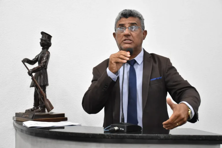 Ruas do bairro Conceição sofrem com alagamentos e necessitam de drenagem e limpeza