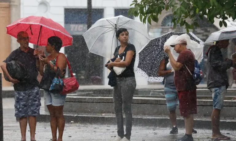 Inmet alerta para perigo de chuvas intensas no Norte e Nordeste