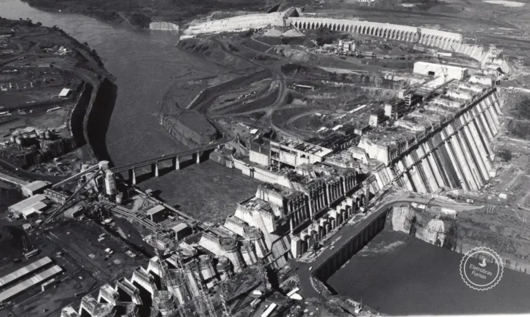 Como a ditadura militar criou um império do ensino privado