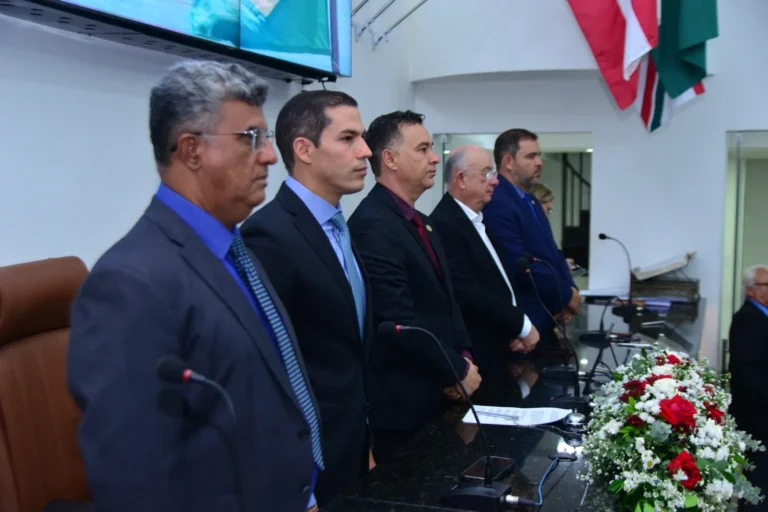 Deputado federal Gabriel Nunes recebe Título de Cidadão Feirense
