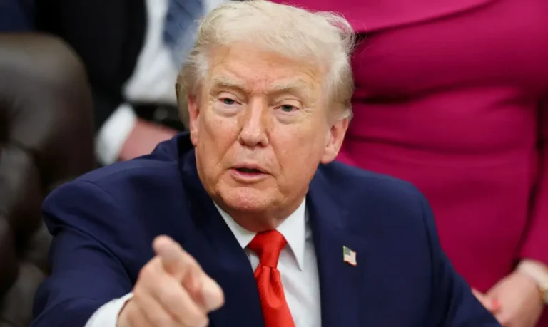 Trump anuncia envio de delegação ao Paquistão para negociar com Irã