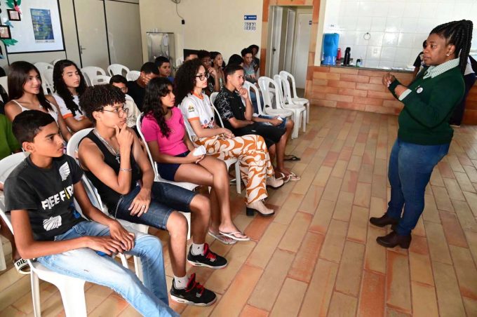 Acessuas Trabalho promove oficina e prepara jovens para ingresso no mercado de trabalho