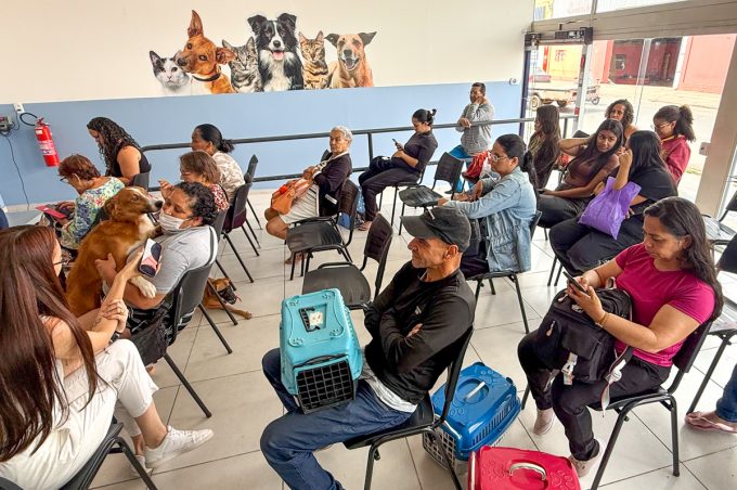 Em comemoração aos três anos do Casa, Prefeitura realiza mutirão de atendimentos com suporte do Castramóvel