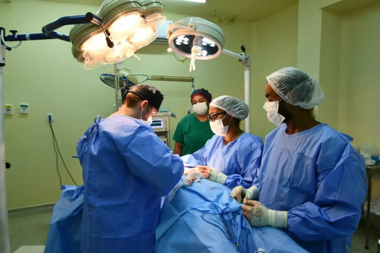 Centro de Cirurgias Eletivas realiza novos procedimentos de mamoplastia redutora em Alagoinhas