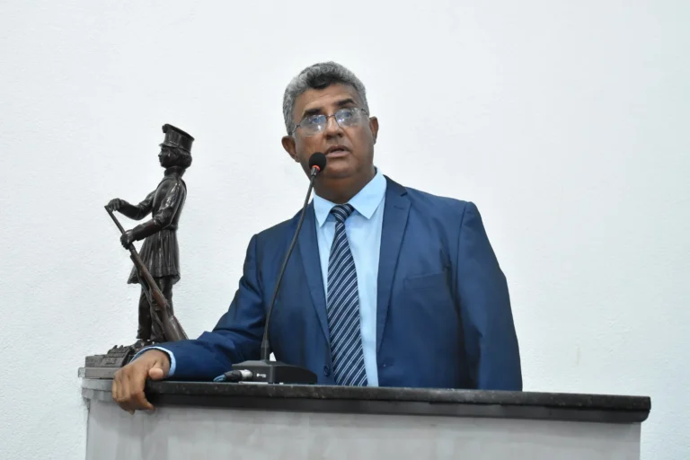 Implantação de unidade de saúde e retorno de linha exclusiva de ônibus são indicados para o Feira X