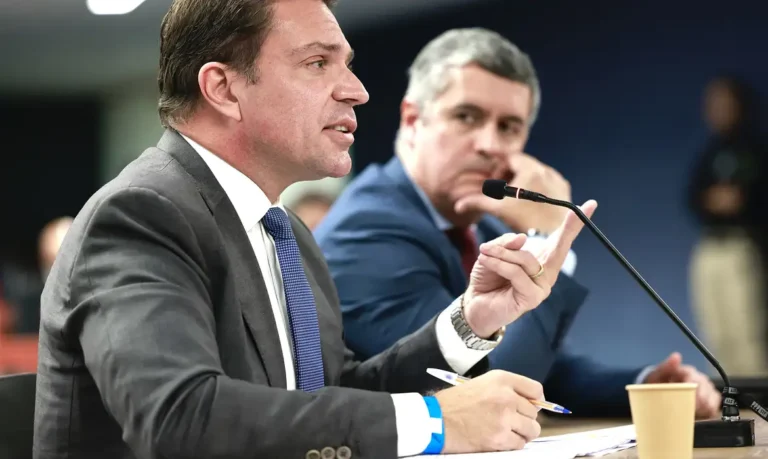 ICE prende Alexandre Ramagem nos EUA