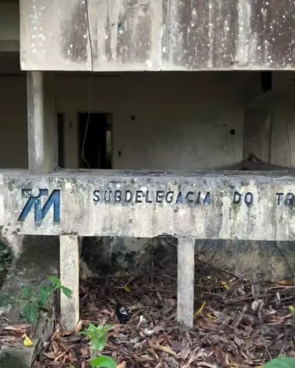 Sem conservação, prédio da Subdelegacia do Trabalho necessita de manutenção “em caráter de urgência”