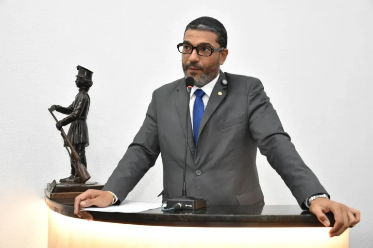 Prefeitura atende indicação de vereador e inicia construção de creche no Caseb