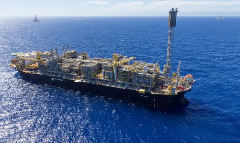 Próximo leilão de exploração no pré-sal terá 23 blocos oferecidos