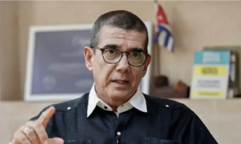 Cuba estuda movimentação militar dos EUA diante de ameaças de Trump