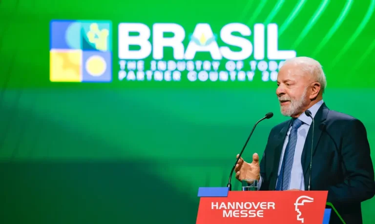 Na Alemanha, Lula defende pioneirismo de biocombustíveis brasileiros