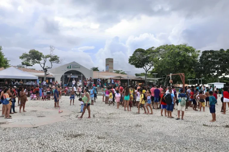Páscoa movimenta o Abaeté com atividades e grande presença de público
