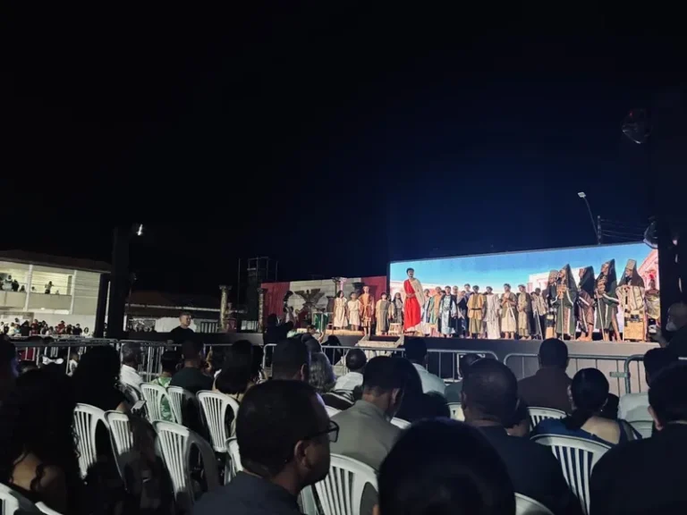Espetáculo da Paixão de Cristo aquece o turismo religioso em Esplanada