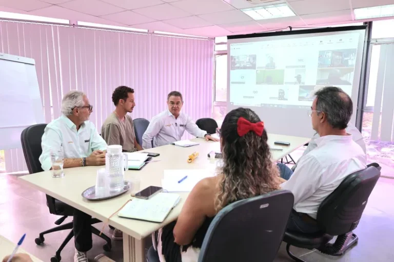 Câmara Setorial do Sisal reelege presidente e define data do congresso do setor