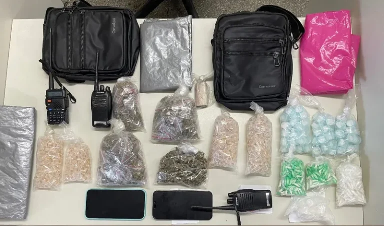 PM prende cinco suspeitos de tráfico em Macaúbas