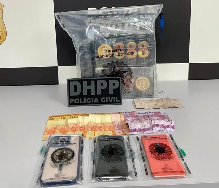 Polícia Civil apreende 7,5 kg de cocaína durante ação integrada na BA-052, em Feira de Santana