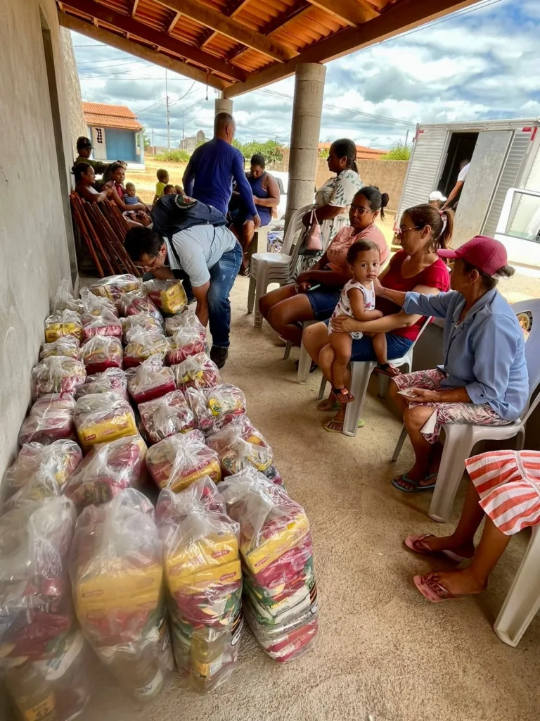 Pinhões recebe 100 cestas básicas por meio da parceria Bahia Sem Fome e Juazeiro Sem Fome