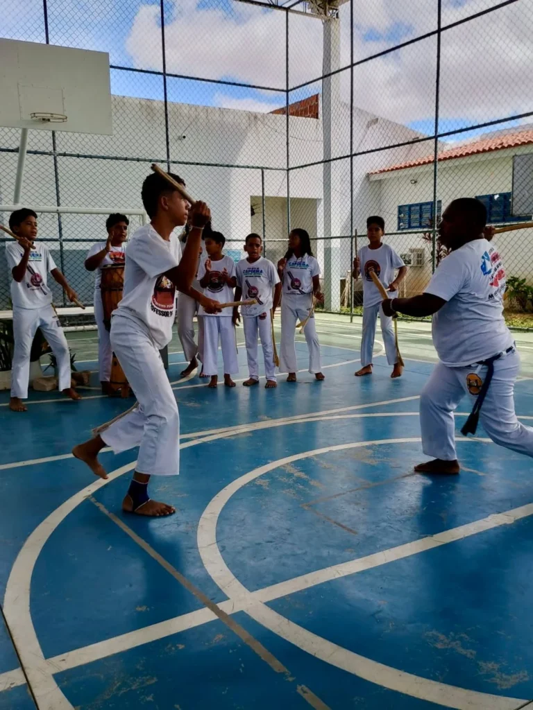 Prefeitura de Juazeiro realiza encontro entre jovens atendidos no CRAS Itaberaba e alunos da APAE