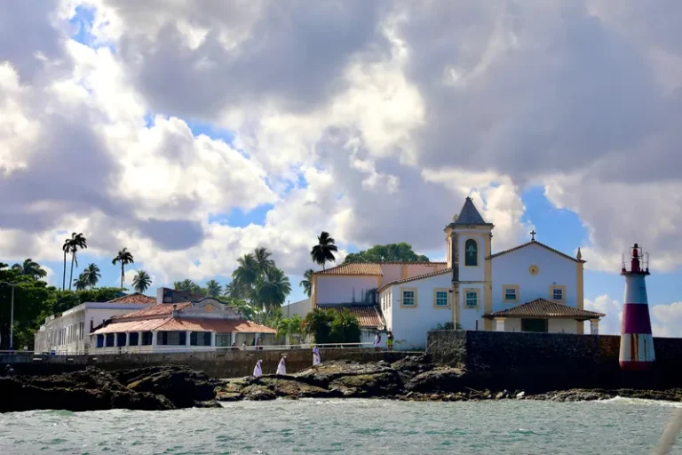 Previsão do Tempo: litoral baiano terá mais chuvas, enquanto interior segue com sol no fim de semana