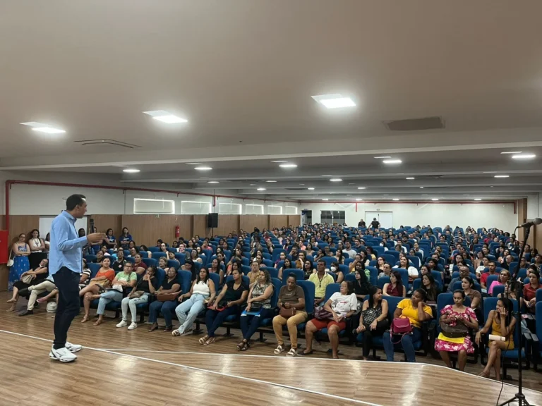 Sesau realiza acolhimento de servidores e conduz transição da Atenção Primária após fim da cogestão em Juazeiro