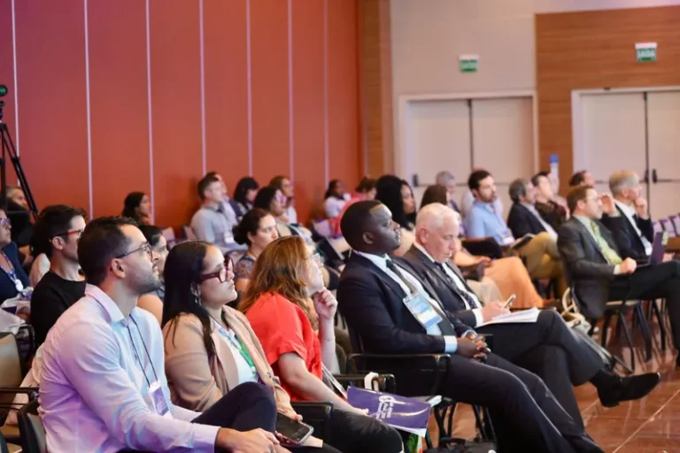 Bahia reforça protagonismo internacional em debate sobre resiliência costeira