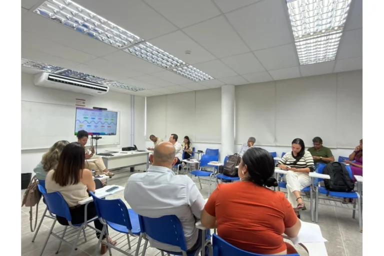 Camaçari é destaque regional nos cuidados com saúde da mulher durante reunião do CIR