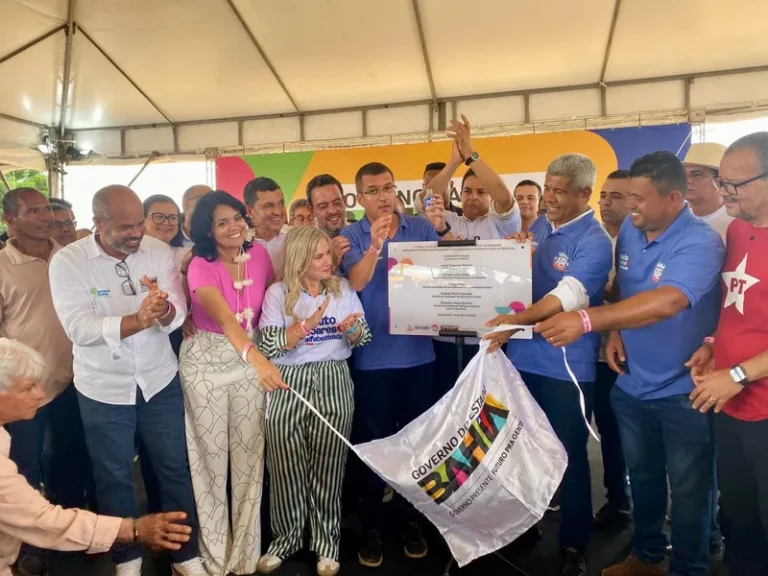 Governo do Estado entrega Salas de Acolhimento às Mulheres, em Souto Soares e São Gabriel