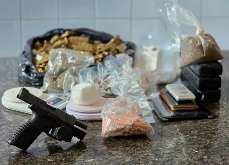 18ª CIPM captura suspeito com pistola em Alto de Coutos