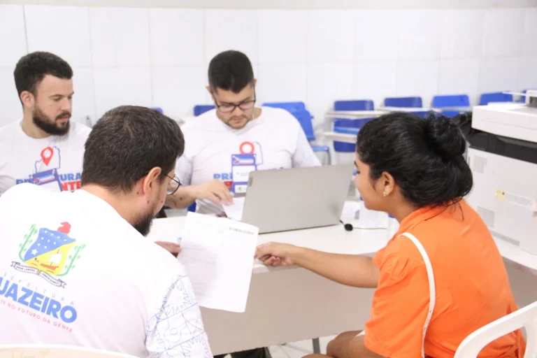 Prefeitura Presente leva atendimentos da Secretaria de Fazenda e Finanças a Carnaíba do Sertão