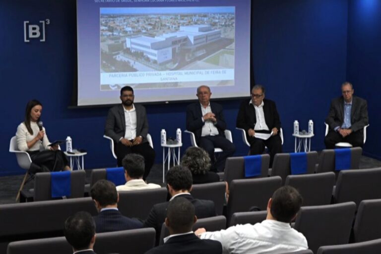 Secretário de Saúde de Feira detalha projeto do Hospital Municipal na Bolsa de Valores de São Paulo