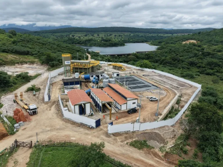 Investimento de R$ 28 milhões aumenta oferta de água na sede de Serrolândia