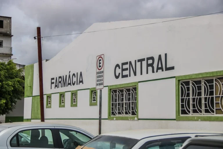 Farmácia Central de Juazeiro passa por melhorias e terá atendimento temporariamente suspenso
