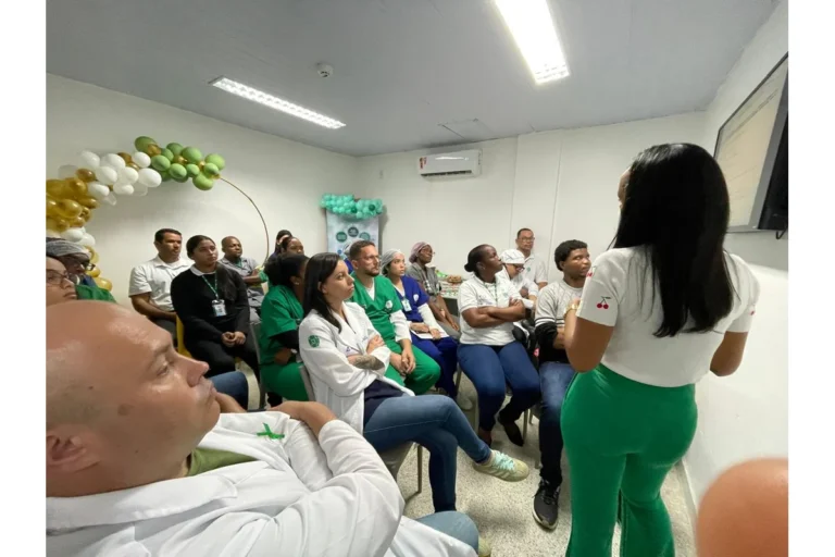 Abril Verde: UPA Valéria reforça importância do uso de EPIs entre profissionais de saúde
