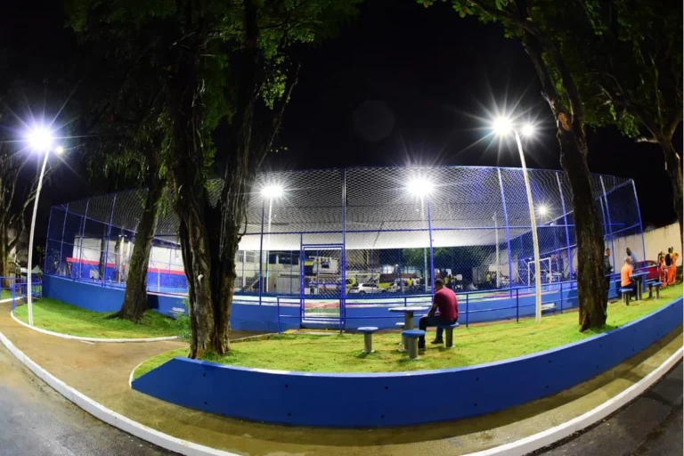 Prefeitura entrega nova praça com quadra e parque infantil em Boa Vista de São Caetano