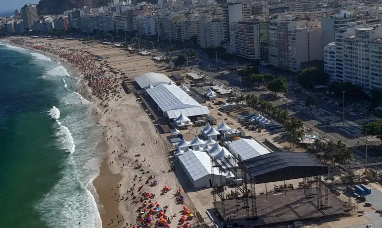 Marinha alerta para mar com ressaca e ondas de 3 metros na orla do Rio