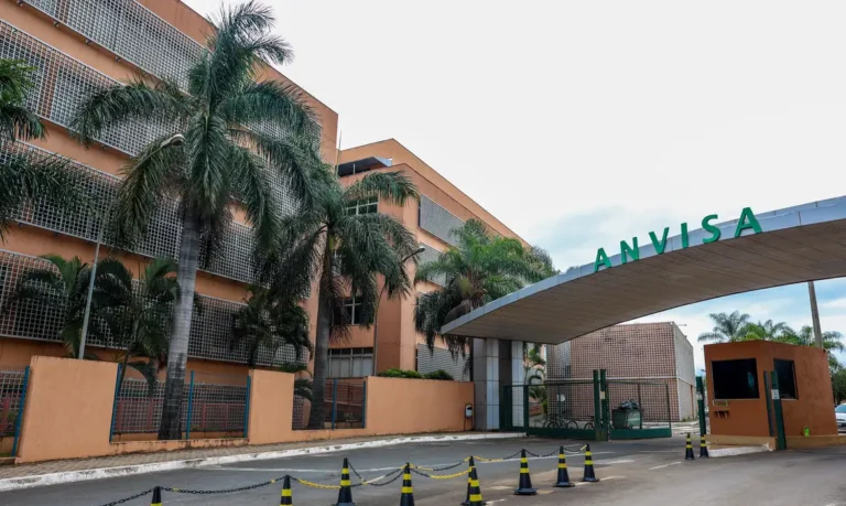 Anvisa suspende venda e proíbe uso de produtos Ypê