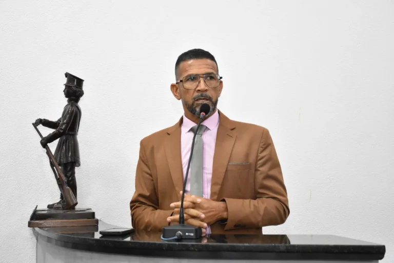 Uso de prédio do INSS gera debate sobre acessibilidade e planejamento urbano