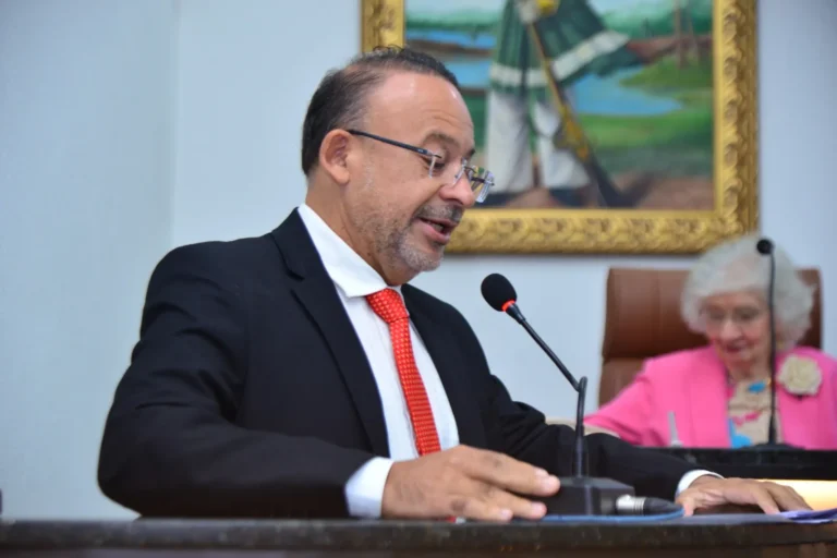 Fim da escala 6×1 ganha força e levanta debate sobre qualidade de vida dos trabalhadores